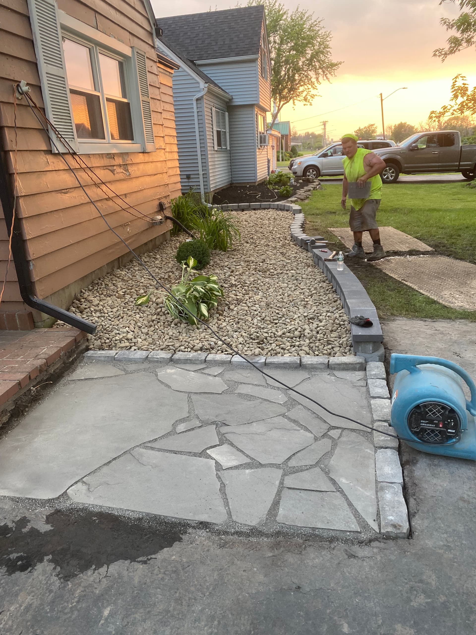 Gallery photos for Stylish Front Yard Renovation in Grand Island: Image #6