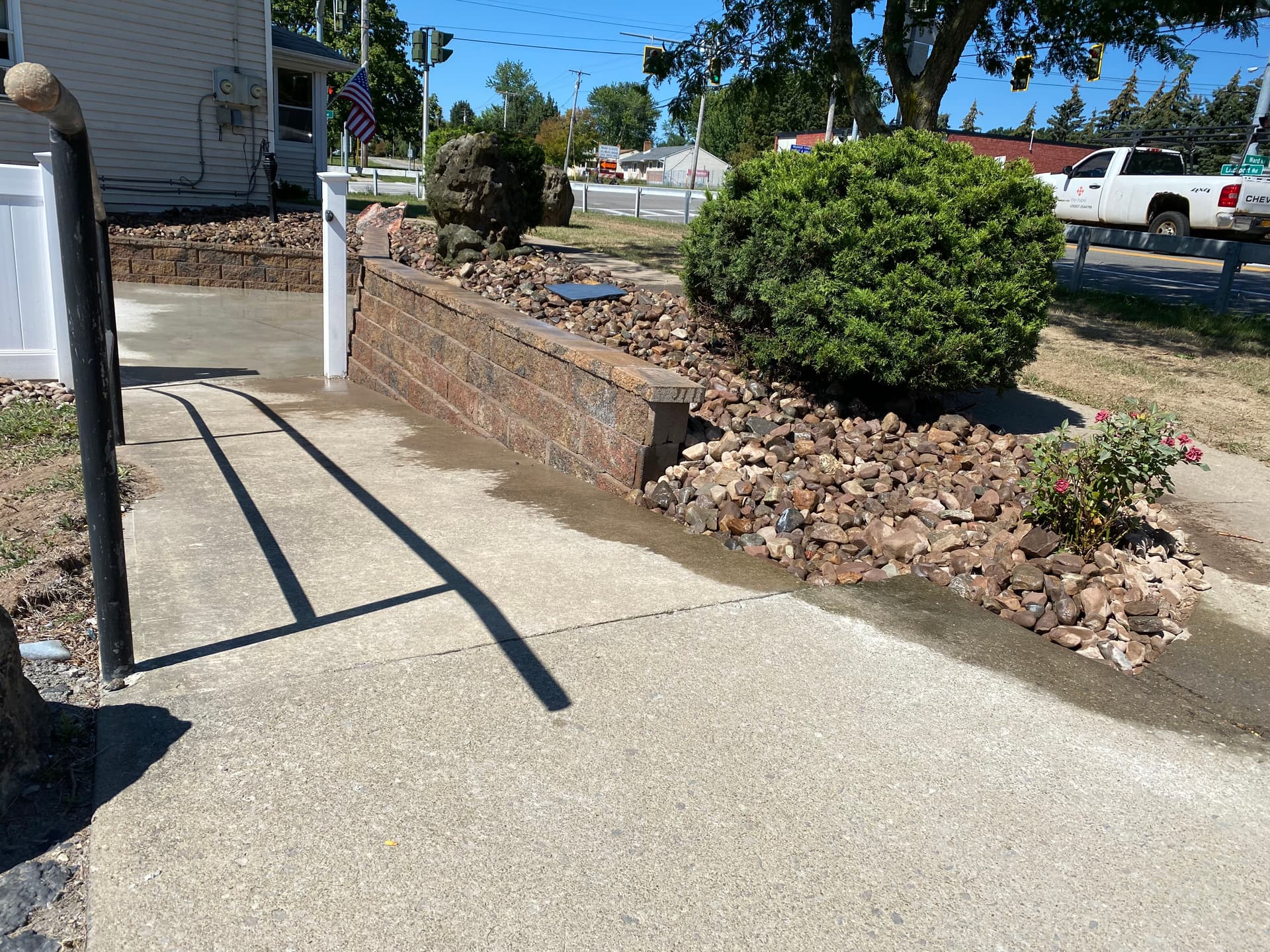 Gallery photos for Durable Stone Features Replace Old Wooden Elements: Image #6