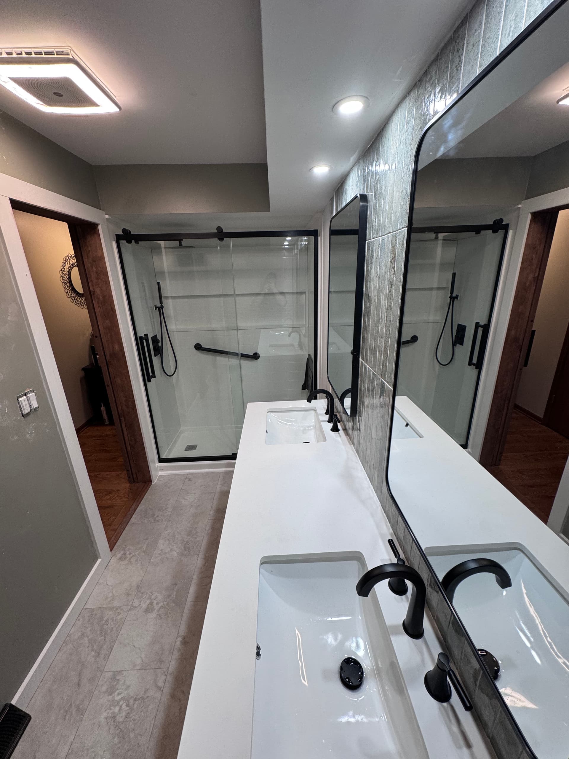 Gallery photos for Full Bathroom Remodel With Tile, Shower and Vanity Upgrade: Image #4